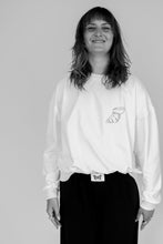 Lade das Bild in den Galerie-Viewer, Sweatshirt „Raupe“