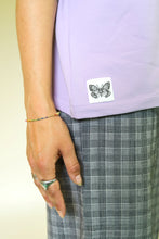 Lade das Bild in den Galerie-Viewer, Shirt Flieder