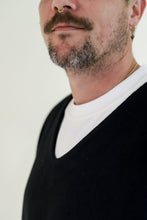 Lade das Bild in den Galerie-Viewer, Pullunder