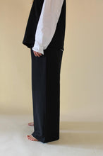 Lade das Bild in den Galerie-Viewer, Hose