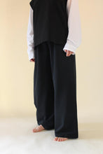 Lade das Bild in den Galerie-Viewer, Hose