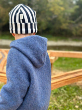 Lade das Bild in den Galerie-Viewer, Beanie "gestreift"
