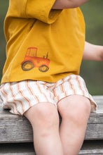 Lade das Bild in den Galerie-Viewer, Shirt "Traktor"