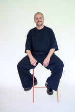 Lade das Bild in den Galerie-Viewer, Shirt Schwarz
