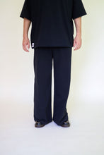 Lade das Bild in den Galerie-Viewer, Hose
