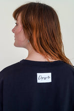 Lade das Bild in den Galerie-Viewer, Sweatshirt schwarz

