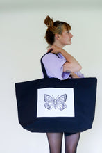 Lade das Bild in den Galerie-Viewer, Tasche schwarz
