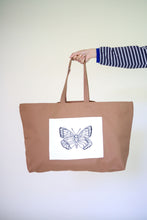 Lade das Bild in den Galerie-Viewer, Tasche karamell

