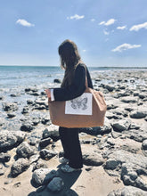 Lade das Bild in den Galerie-Viewer, Tasche karamell
