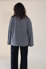 Lade das Bild in den Galerie-Viewer, Longsleeve
